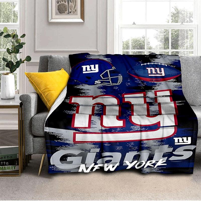 New York Giants Helmet Blanket Outdoor Flannel Blanket for Camping, Hiking, Garden Parties, Picnic Essentials,gift for family and friends