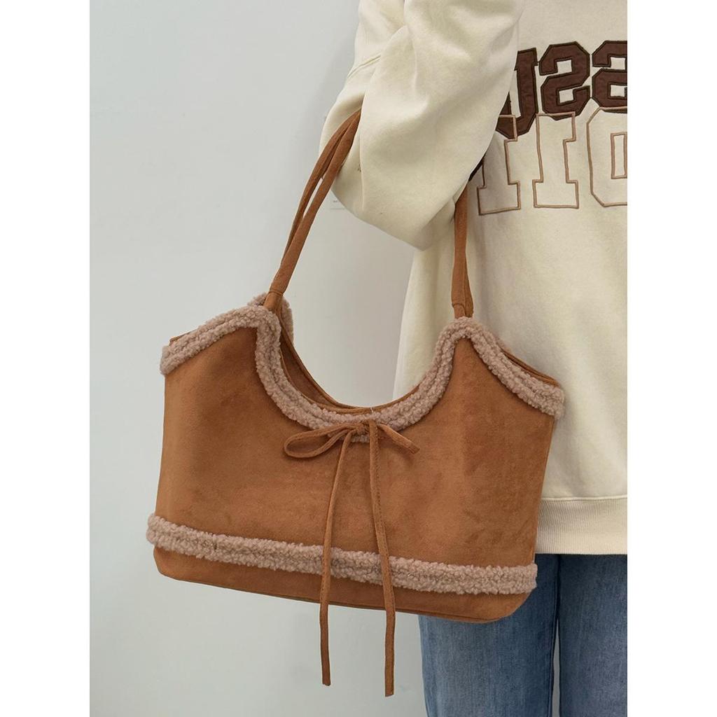 Vintage Matte Lamb Plush Tote Bag Women's 2025 New Large-capacity Bow Shoulder Bag Commuter Armpit Bag