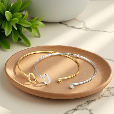 Ювелирные изделия из нержавеющей стали Геометрический браслет Модный простой формы сердца Регулируемый открытый браслет