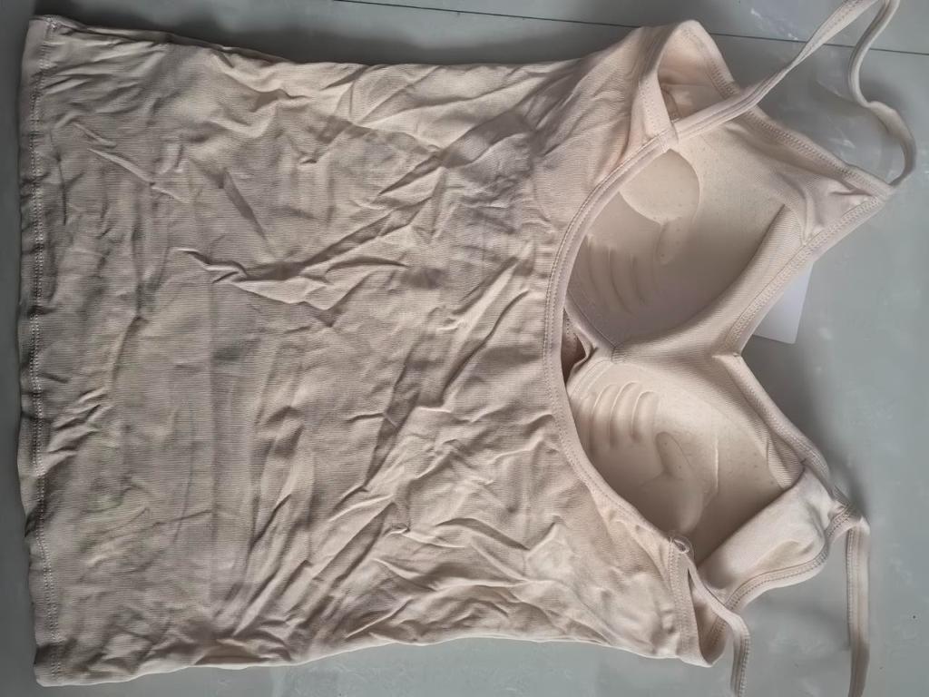 Женская майка-топ без рукавов, женская летняя цельная без стального кольца с нагрудной накладкой