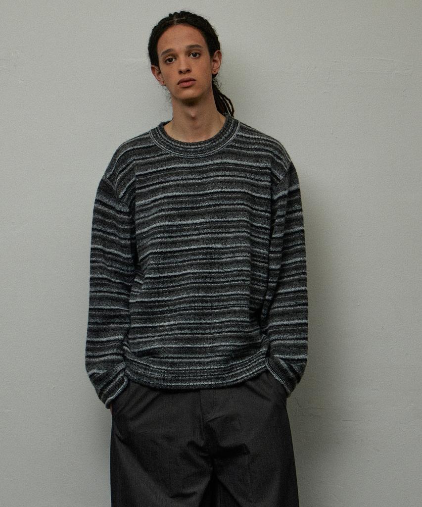 LEARVE Gradient Stacks Maxi Crewneck Knit Charcoal