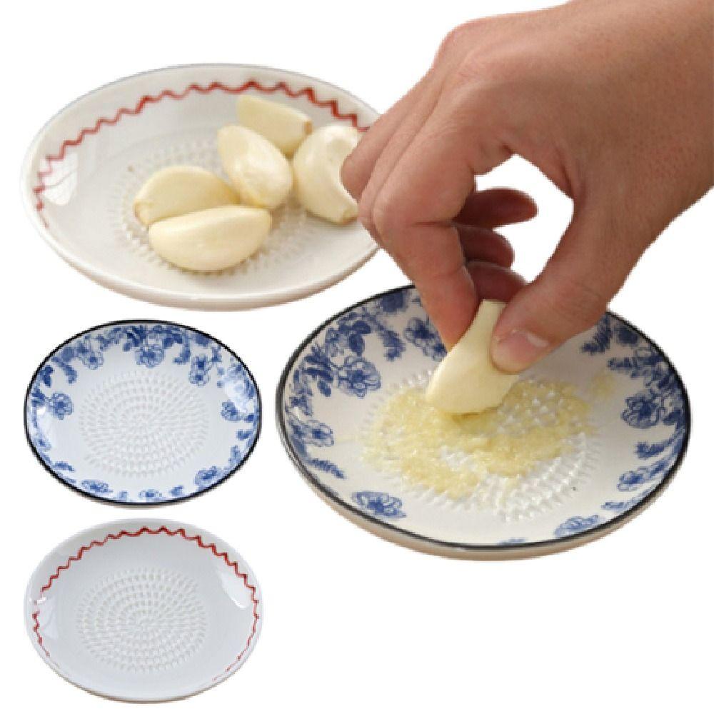 2-in-1 Hand Garlic Ginger Masher Non-Slip Tomato Grater Dish Cheese Carrot Fruits Vegetables