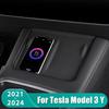 Для Tesla Model 3/Y Беспроводная зарядка Силиконовая подставка Углеродное волокно Центральная консоль Нескользящий Защитный коврик для зарядного устройства Автоаксессуары