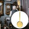 Классическая золотая часовая подвеска-маятник добавляет изысканности и движения часам. Высокоглянцевый часовой маятник