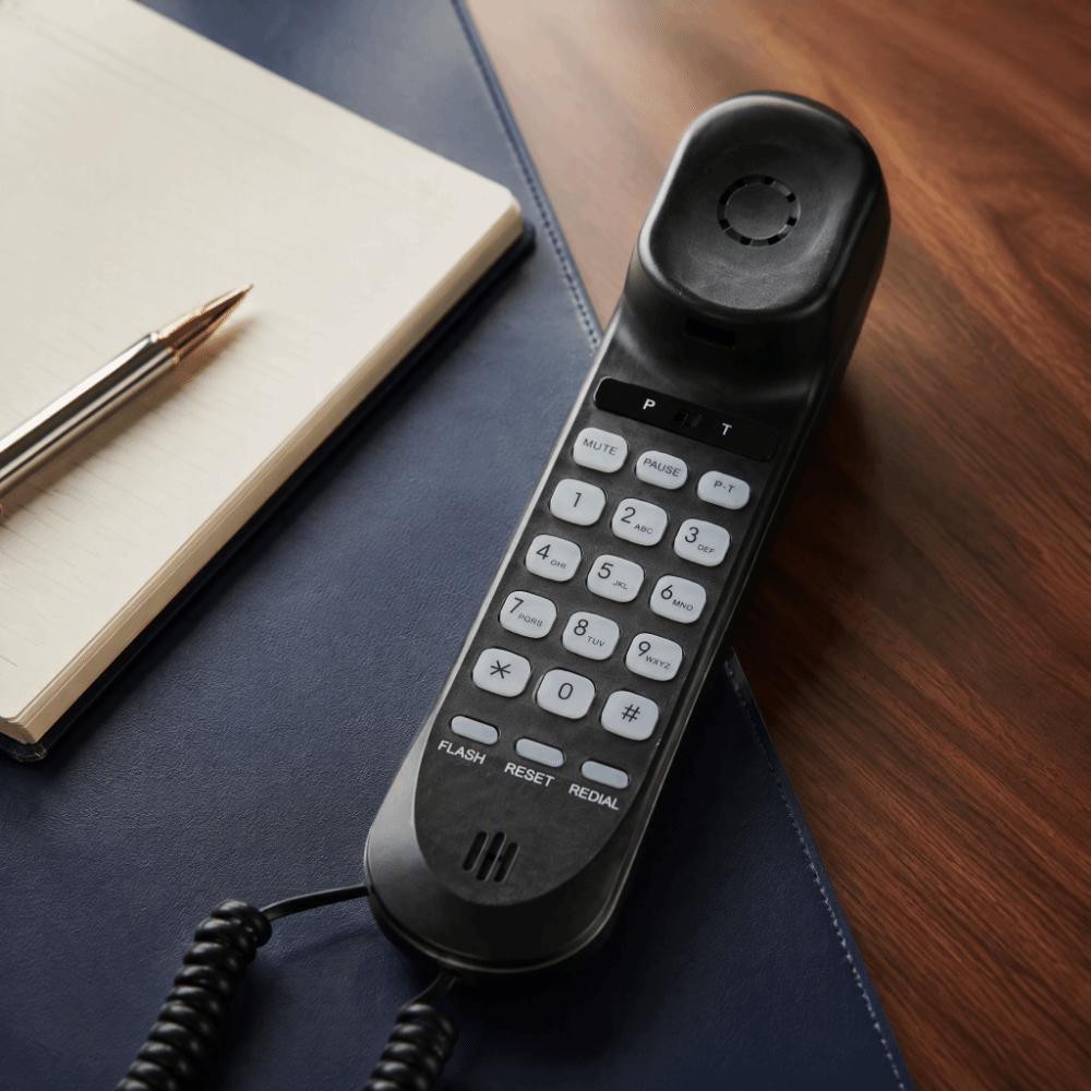 Large Buttons Corded Desktop Phone Flash Mute Redial Wall Mountable Phone For Seniors