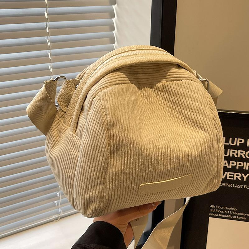 Вельветовая сумка женская 2024 года, новая высококачественная текстура, нишевая осенне-зимняя универсальная сумка-мессенджер на одно плечо, сумка-ведро в виде ракушки