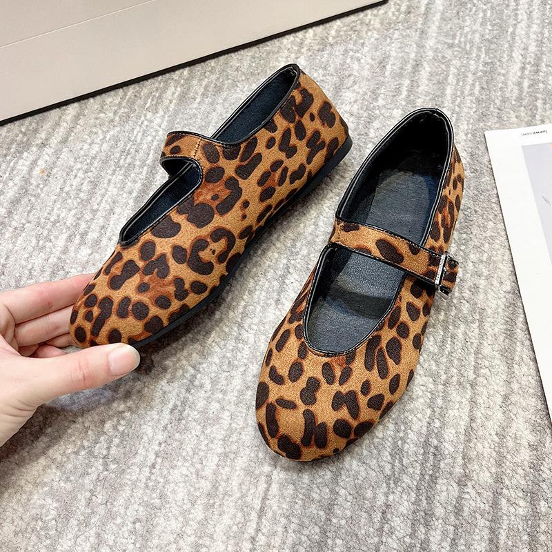 Niche Retro Round Head Light Mouth Suede Leopard Print Mary Jane Women's Shoes 2025 Early Autumn New Versatile Flat-soled Single Shoes Women
