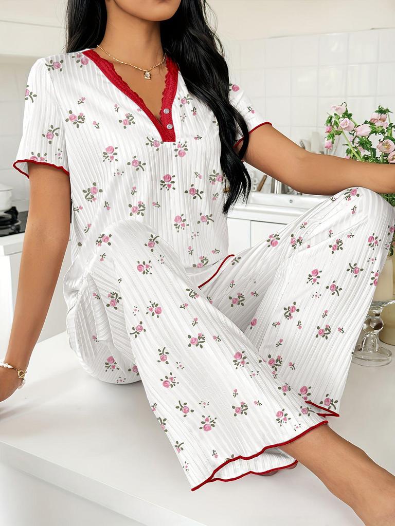 Spring and Autumn Women's Wide-Leg Print Pajama Set: Comfortable Short Sleeve Top and Long Pants for Indoor/Outdoor Wear.