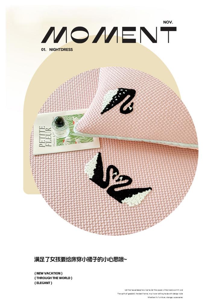 Clever Plan: Ethylene Polyethylene Cool Bean Cool Mat Bed Skirt Three-piece Set Towel Embroidered Fairy Style Lace Bed Skirt Cool Mat