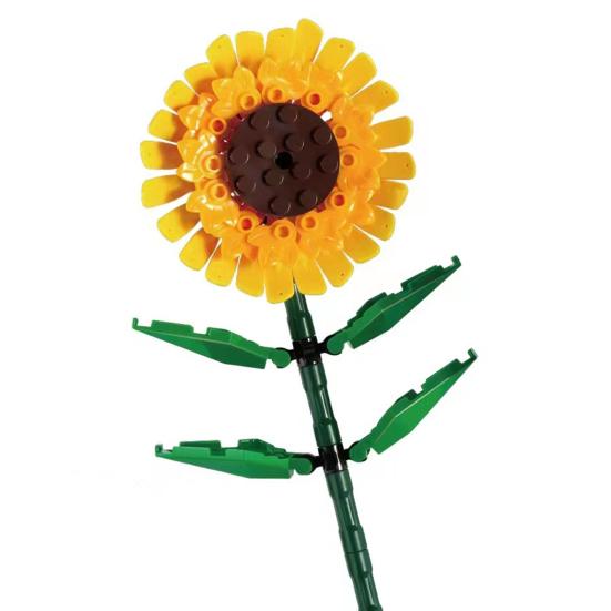 Красивый искусственный цветок против падения яркий цвет украшает