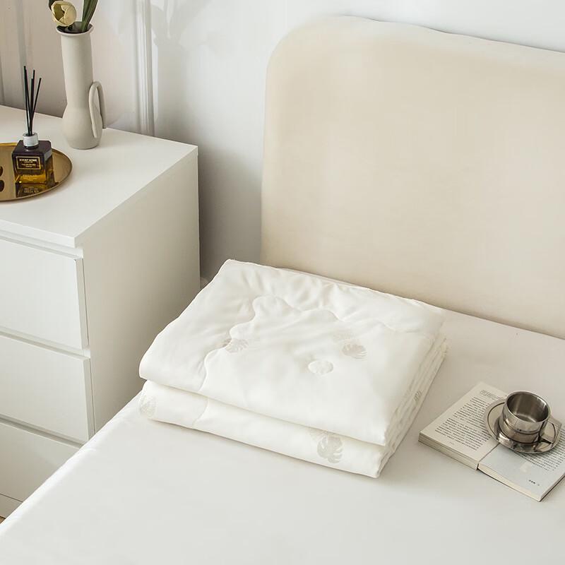 Пододеяльник LOUIS.KELLOG LK8509 Серия Silk Eco