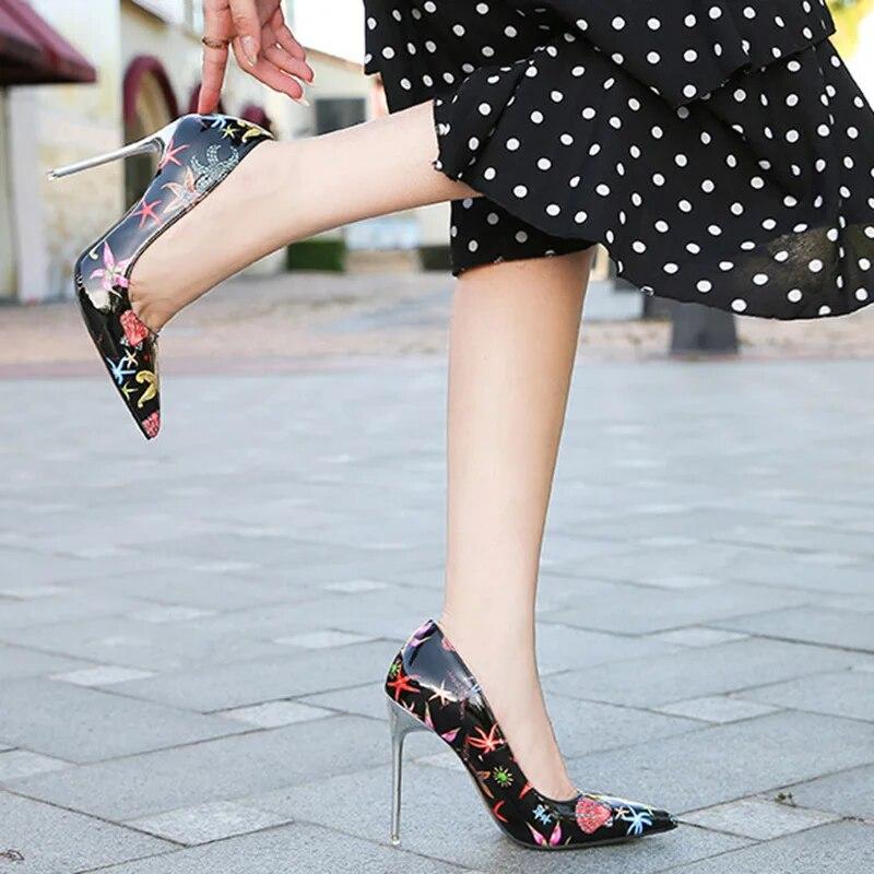 Женские туфли на шпильке, пикантные блестящие туфли-лодочки с острым носком на каблуке 11 см WZ