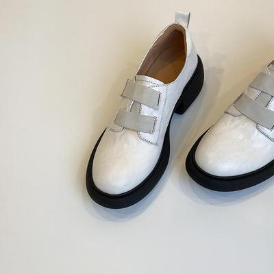 Версия из овчины~ Лоферы на платформе в британском стиле на липучке женские на одной педали 2025 удобный толстый каблук бесшумные маленькие кожаные туфли