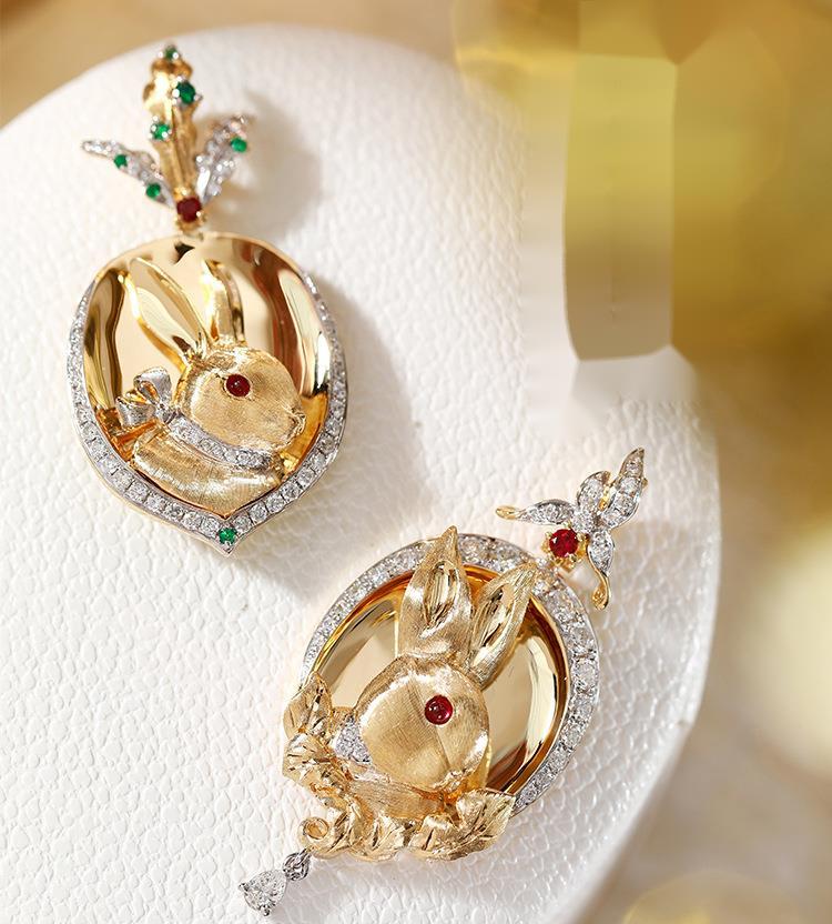 BELLA BOX Light Luxury Heavy Industry Ruby Rabbit Flower Pendant Suitable For Ladies Wedding Banquet High-end Jewelry