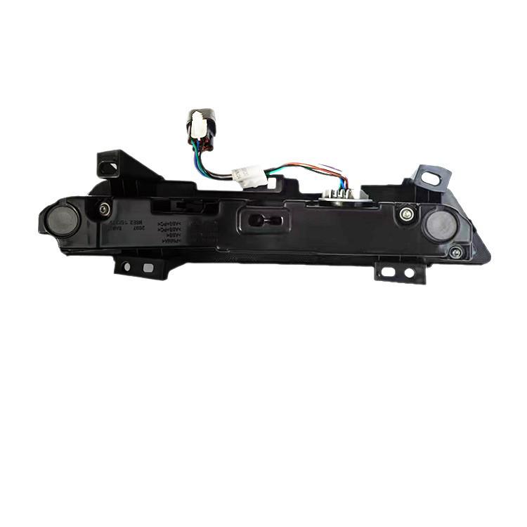 Range Rover SV 2022+ Bumper & Brake Light LR152295/LR152299