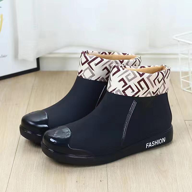 Модные женские трендовые теплые водонепроницаемые нескользящие резиновые сапоги