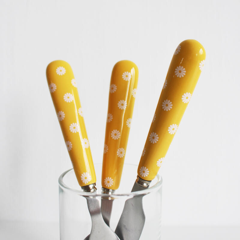 Retro Pattern Dessert Cutlery / Yellow Flower