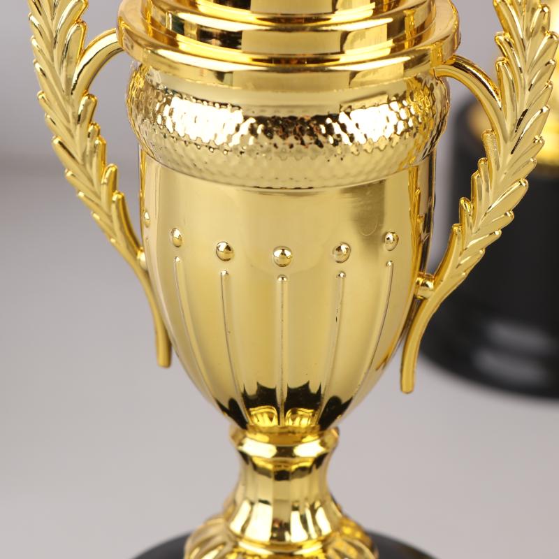 1 шт. Пластиковый маленький призовой кубок Детский трофей Награды Соревнование Футбол Школа Наградной приз Награда победителя Трофей Игрушка