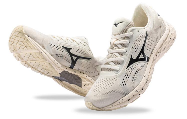 Men's Sneakers Mizuno RC 01 Beige/White