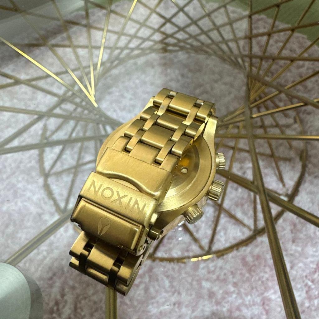Б/у Часы NIXON Мужские THE 38-20 A486-502 Полностью Золотые
