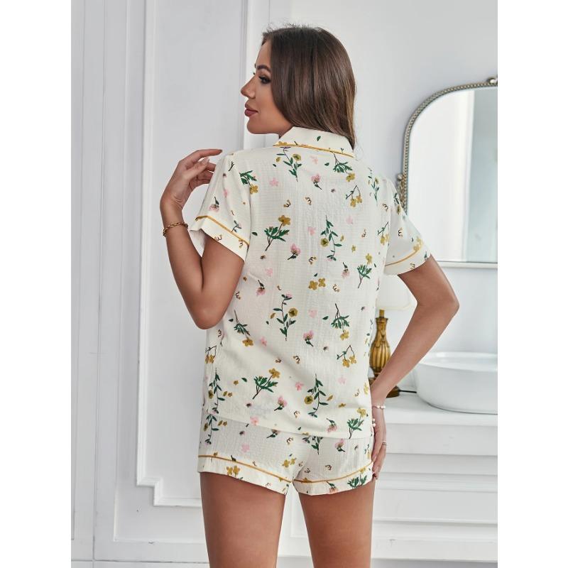 Floral Print Textured Pajama Set Casual Short Sleeve Buttons Lapel Top & Elastic Shorts Women's Sleepwear