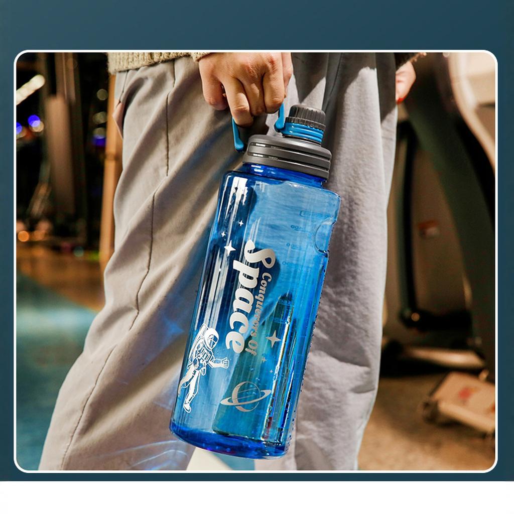 Large Capacity Plastic Water Bottle 1100ml Portable Outdoor Sports Fitness Hydration Bottle Space Cup with Leak Proof Lid for Gym Hiking