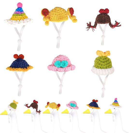6/8 шт. Статуэтка гуся Мини вязаная шапка с регулируемым ремешком Настольная шапка-крючком Головной убор Рождественская праздничная вечеринка Наряд для переодевания