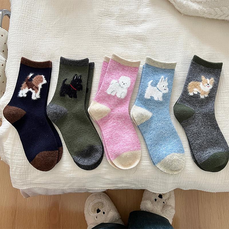 1/5pcs Women's Cartoon Animal Fur Socks Women Autumn and Winter Warm Thickened Pile Socks Color Matching Middle Tube Socks