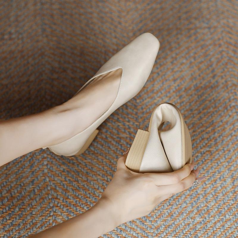 Модная женская обувь из натуральной кожи, мягкая кожа, толстый каблук, туфли-лодочки, женская весенняя обувь на низком каблуке, мягкая подошва, обувь дуду, большой размер 34-44