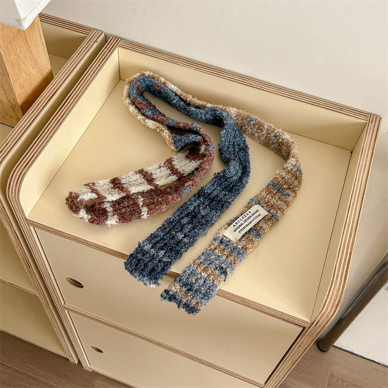 Новый нишевый дизайн, полосатый, цветной, тонкий и узкий, длинный шерстяной шарф для женщин, модный и универсальный, вязаный шарф из пряжи