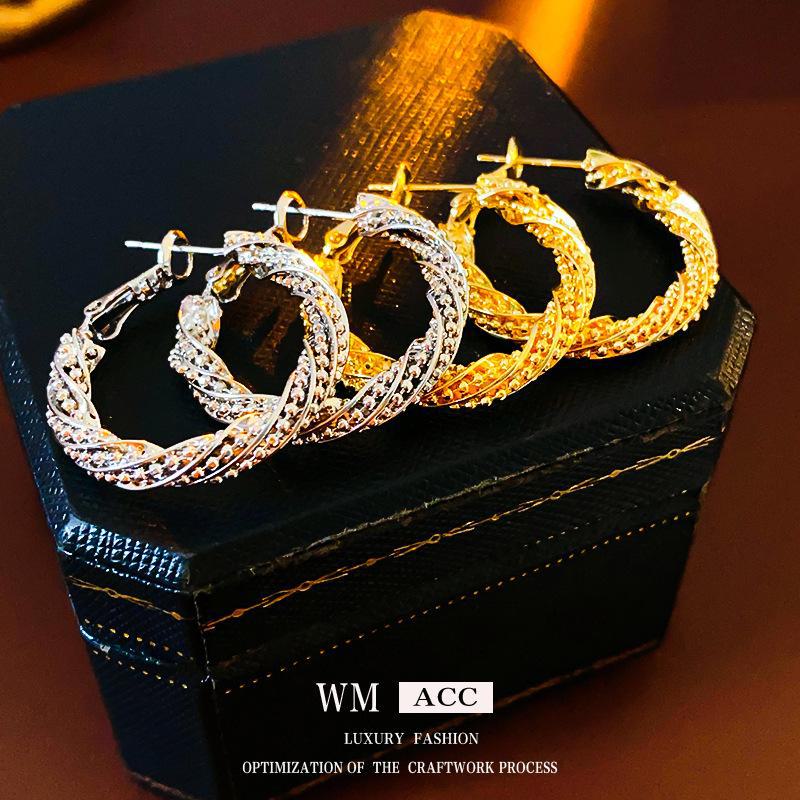 Luxury Gold-Plated Twisted Silver Needle Earrings - Elegant, Versatile, and Exquisite