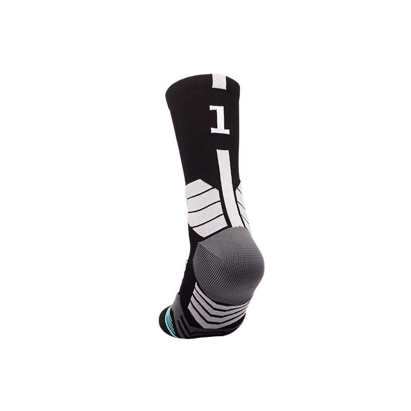 Adult Basketball Socks With Breathable Nylon Material For Sports Performance And Moisture Wicking