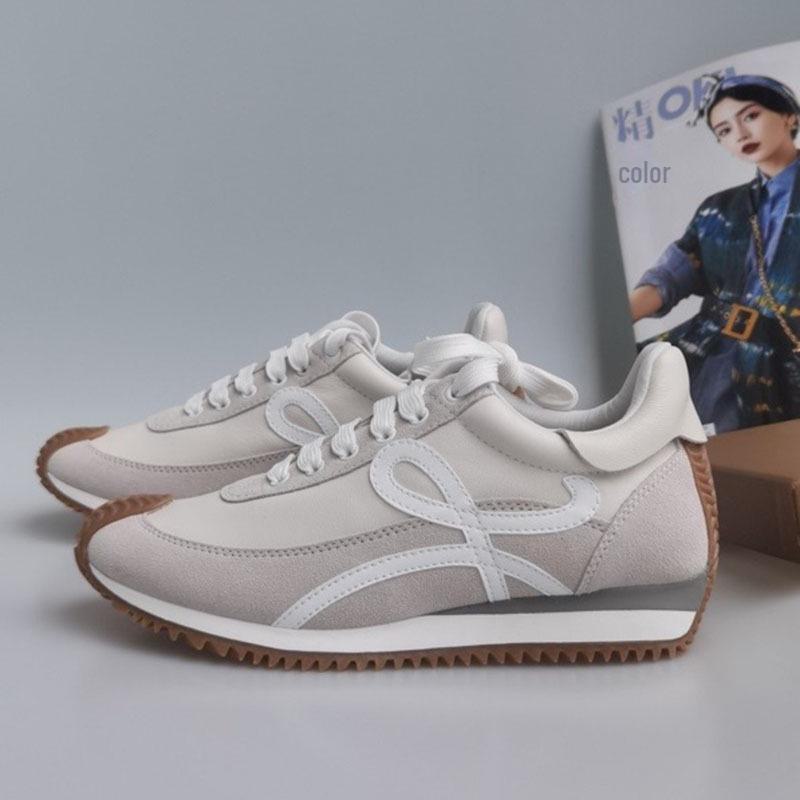 Retro German Thick-Soled Sports Casual Shoes with New Color Lace-Up Design - Genuine Leather Forrest Gump Style White Sneakers