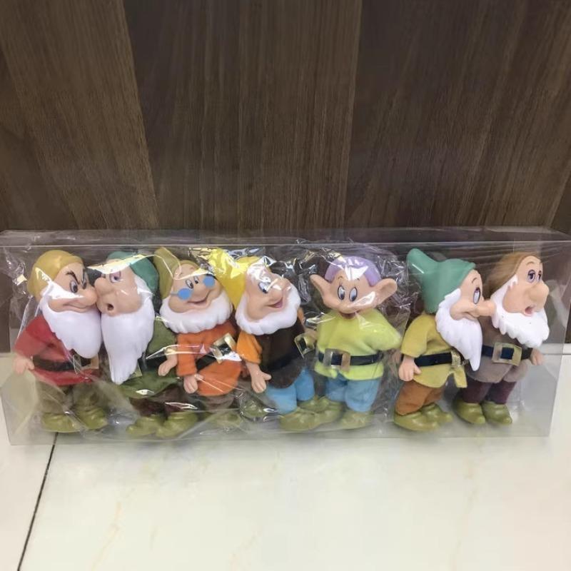 Disney Snow White Hand Figure Model Snow White and The Seven Dwarfs Hand Figure Model Display Supplies
