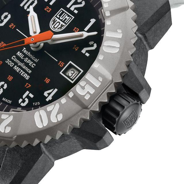 Luminox MIL SPEC 3350 Series Diver Sapphire Military Watch XL.3359.SET