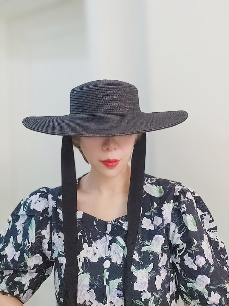 French Retro Black Light Top Low Top Flat Top Top Top Hat Women'S Summer Sunshade Vacation Beach Sun Protection Strap Straw Hat