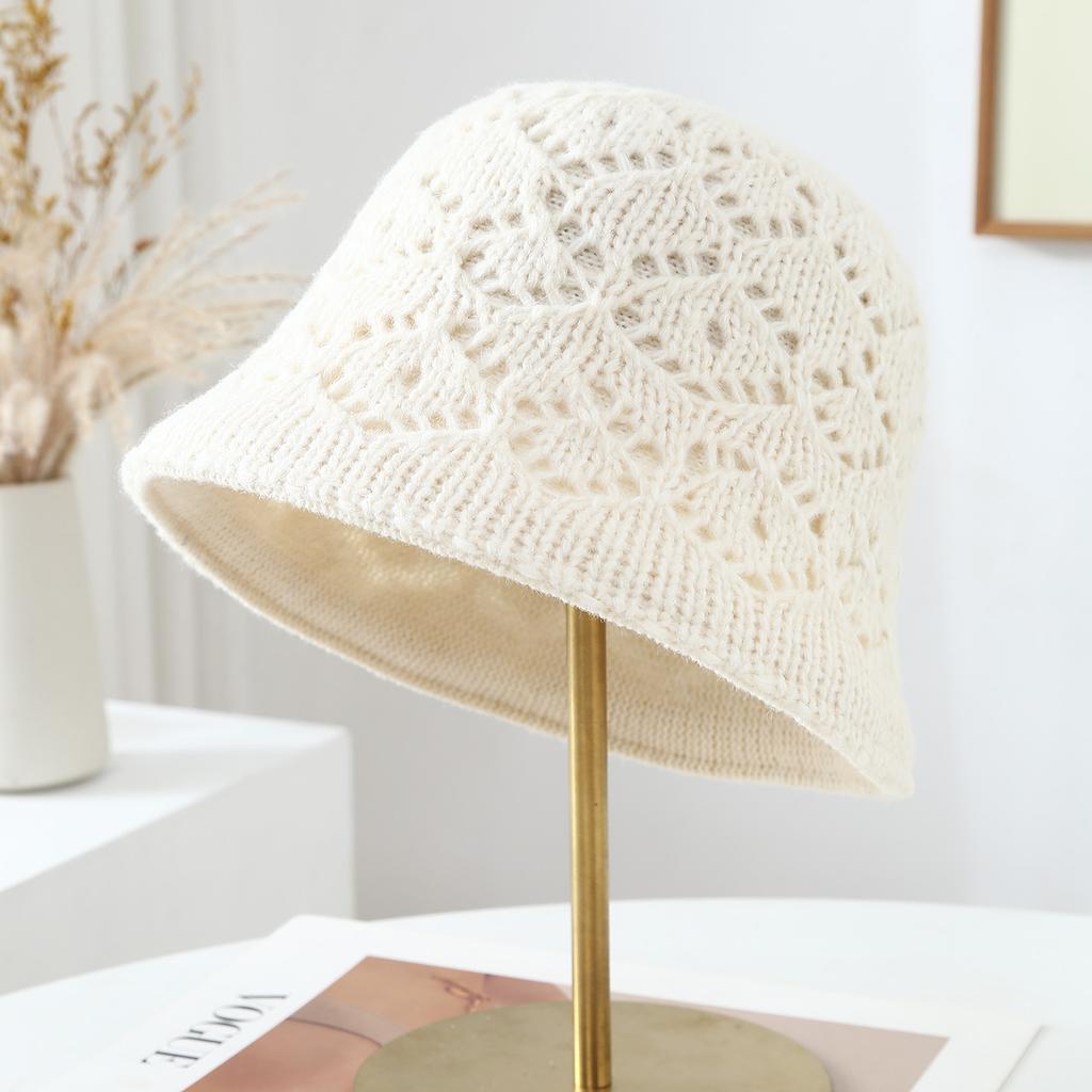 New autumn and winter hollow knitted bucket hat women's retro face small wool basin hat versatile breathable warm basin hat