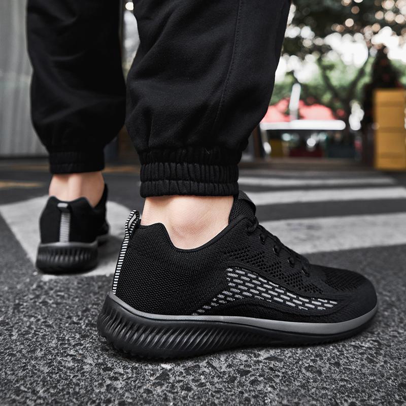 Spring and Autumn Men's Large -size Flying Weaving Meeting Ultra -Light Sports Shoes Slow Travel Shoes