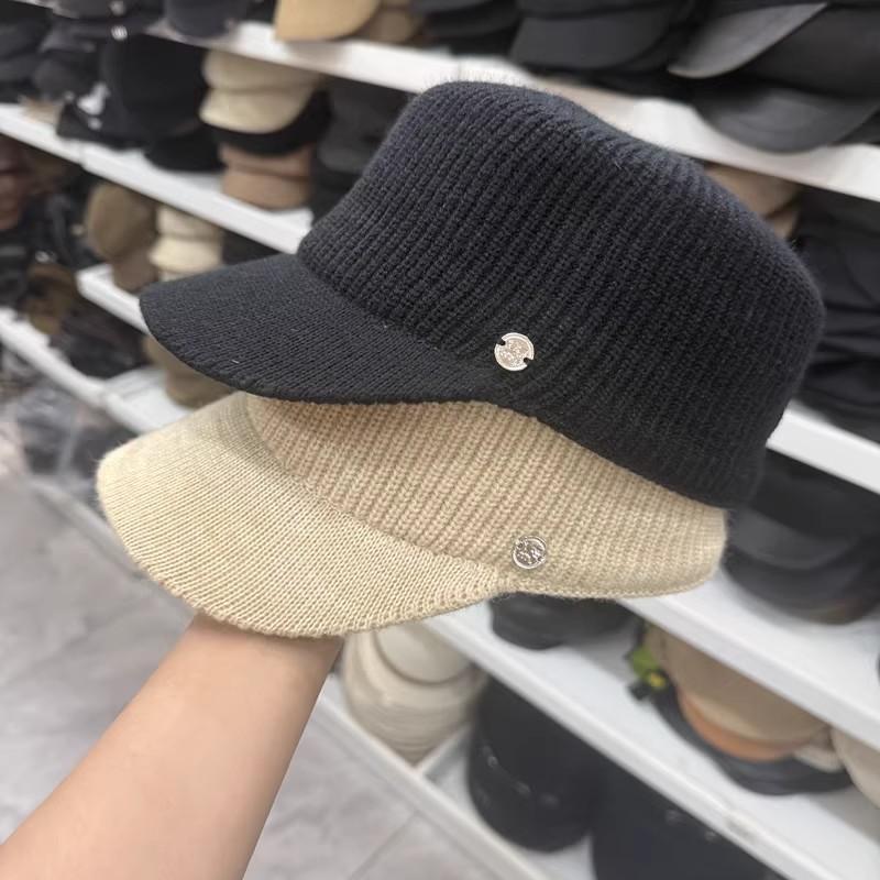 New knitted hat women's autumn and winter women's cap niche soft top small head circumference baseball cap woven equestrian hat