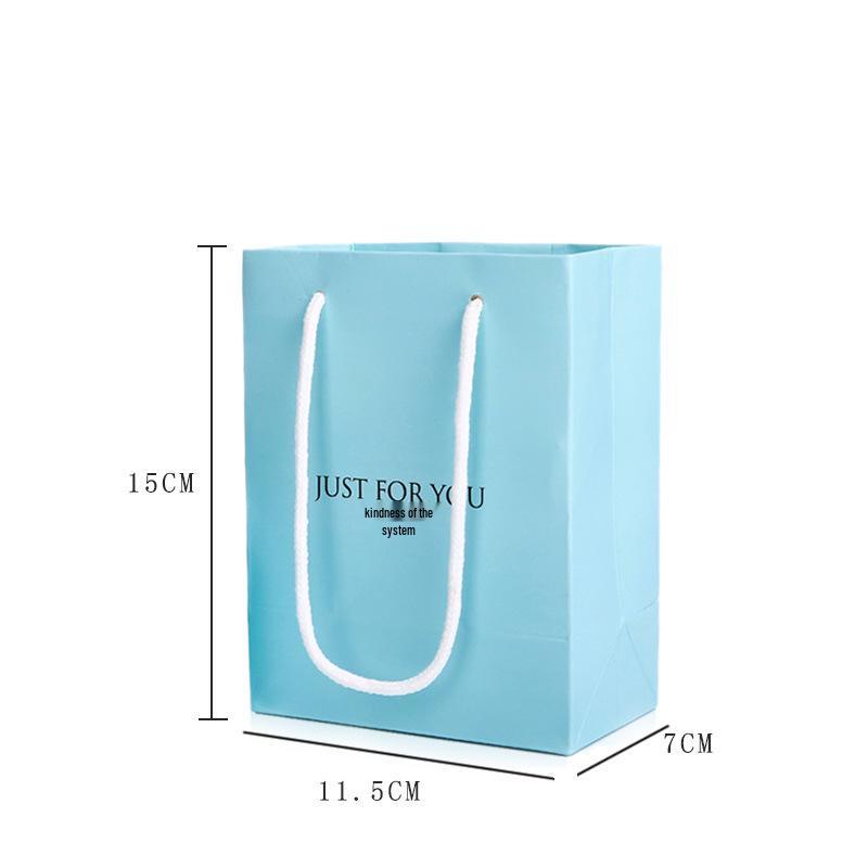 Подарочный набор украшений Higu: Цельная коробка с серебряной полировальной тканью, отделениями для серег, ожерелья и кольца, спиртовыми салфетками, берушами и зеркалом.