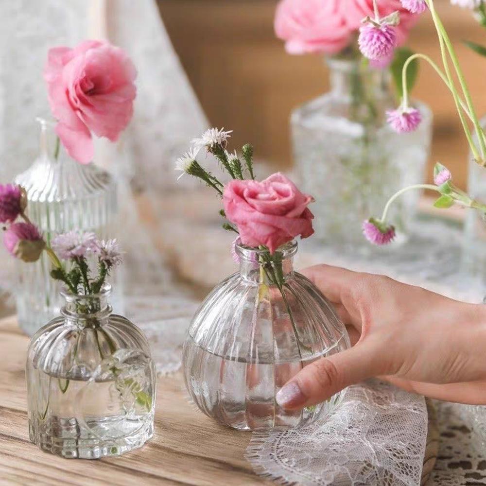 INS мини свадебная стеклянная ваза для цветов с тиснением в стиле ретро, ​​прозрачная ваза для гидропоники, настольные украшения, украшение для дома