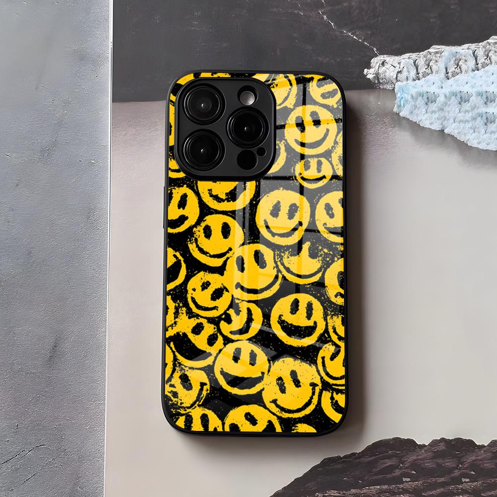 Аниме Чехол для телефона с улыбкой для IPhone 17 Air 16 E Pro Max 15 14 13 Mini 12 Pro 11 Max Plus Черный Стеклянный Чехол