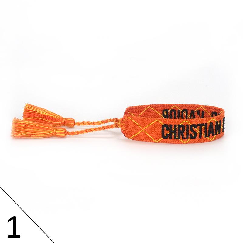 Браслет дружбы ручной работы с вышивкой и кисточками для женщин