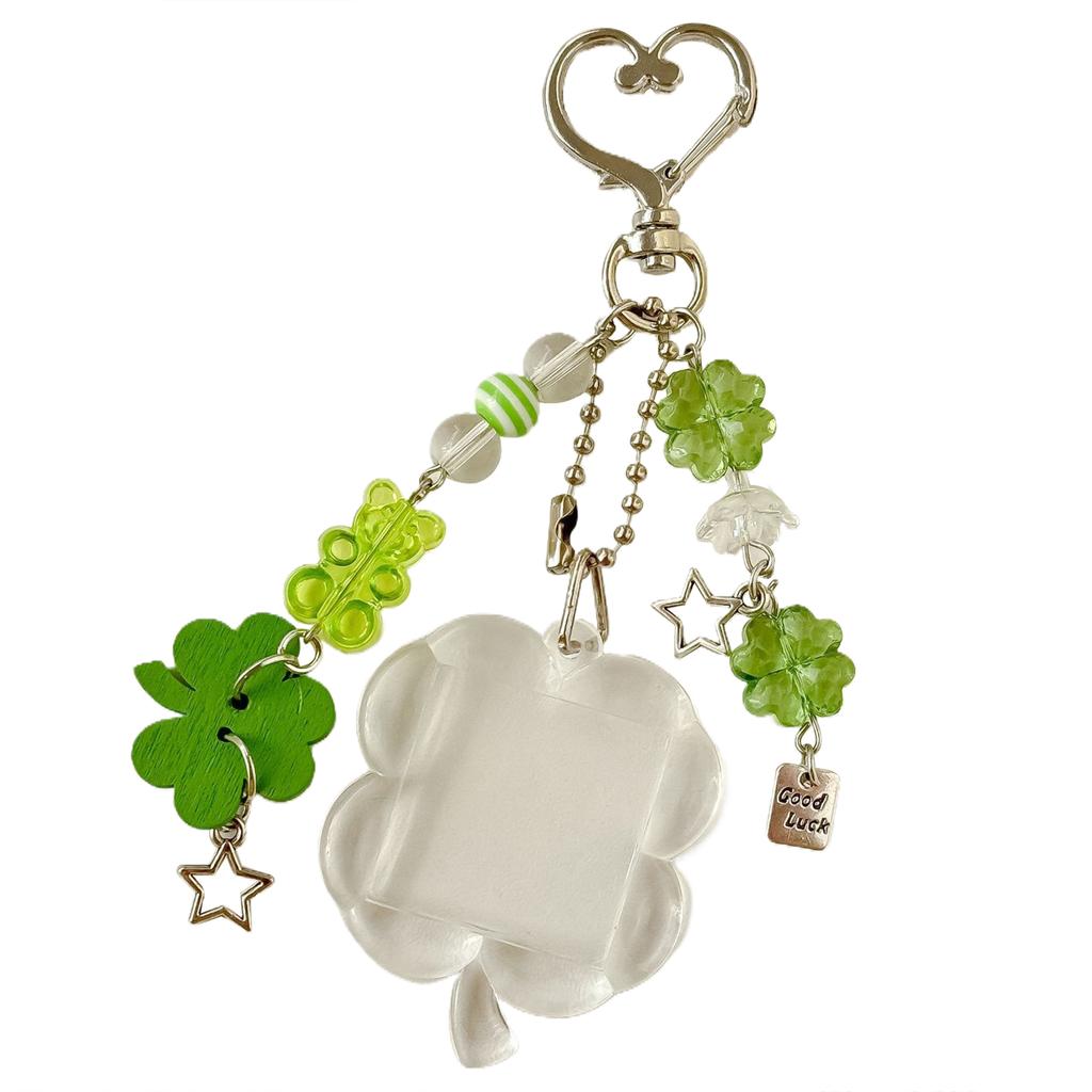 Exquisite Resin Four Leaf Clovers Keychain Symbolizing Luck and Happiness Decoration for All Ages Special Gifts Ideas