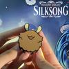 Игра Hollow Knight Silksong Блоха Косплей Брошь Кавайная Сплав Эмаль Значок Подвижные Уши Булавка на Лацкан Сумка Костюм Украшение Аксессуар
