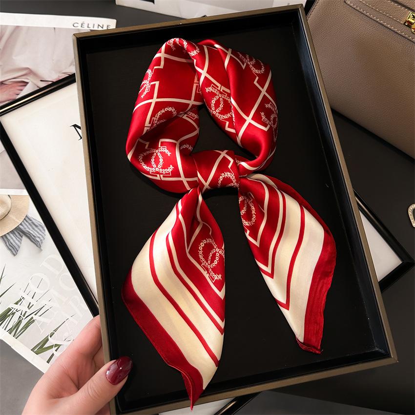 Geometric Color Matching Simulation Silk 70 Small Square Scarf Printed Silk Scarf Women'S Thin Scarf Sunscreen Headscarf