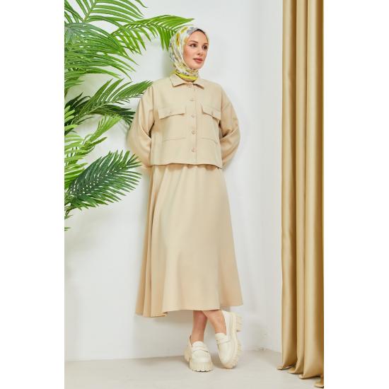 Женский хиджаб с карманом на пуговицах и эластичной расклешенной юбкой с манжетами