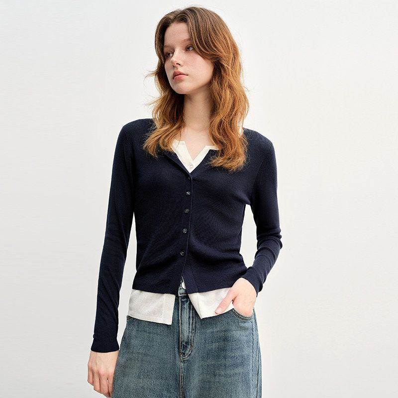 Large Size Women's Clothing, Fake Two-Piece, Contrasting Color Knitted Cardigan, 2026 Spring New Product, Commuter Style, Textured Inner Layer Top