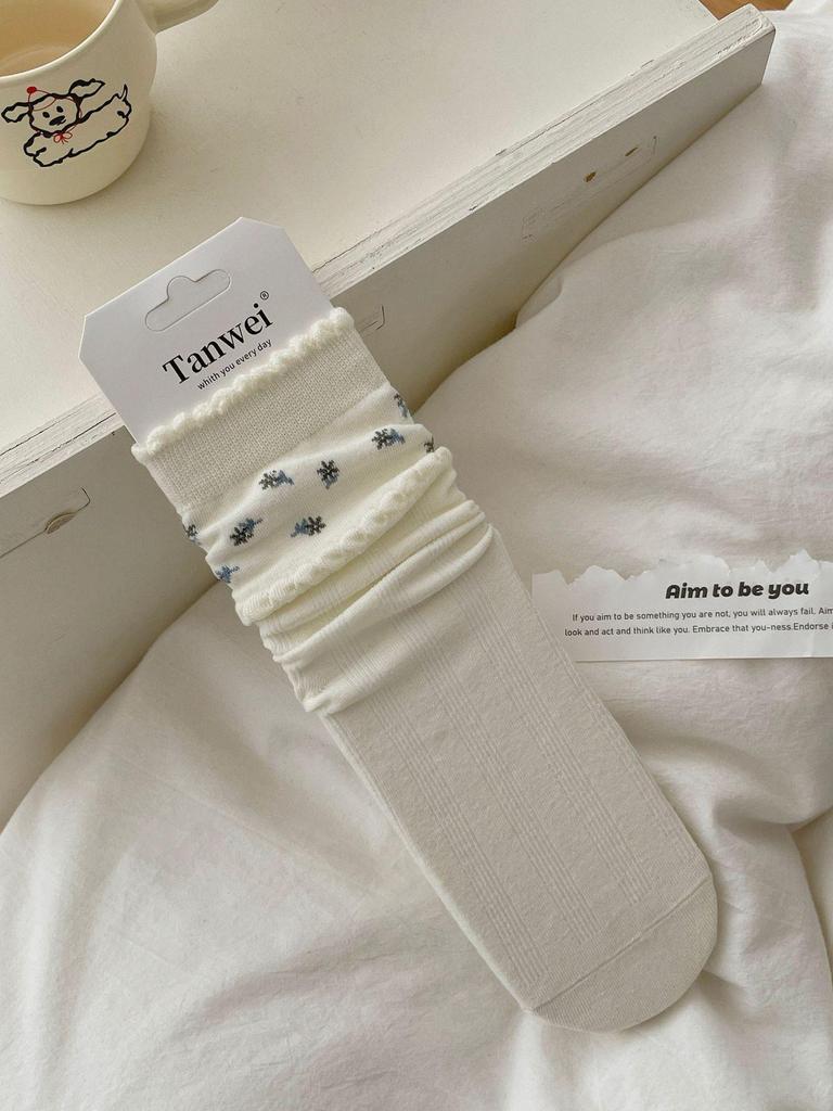 Korean Style Mid-Calf Bow Socks with Stars in Grey and White for Spring/Summer