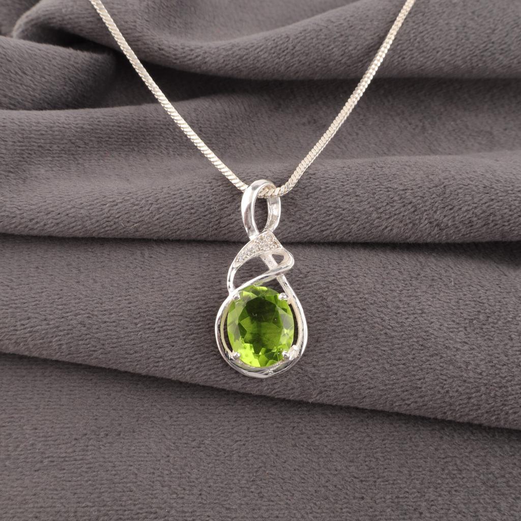 Peridot Gemstone 925 Sterling Silver Jewelry Zircon Designer Pendant For Women CZP-13-13